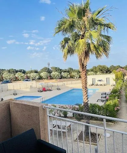 Bel Dans Avec Piscine Apartment Linguizzetta